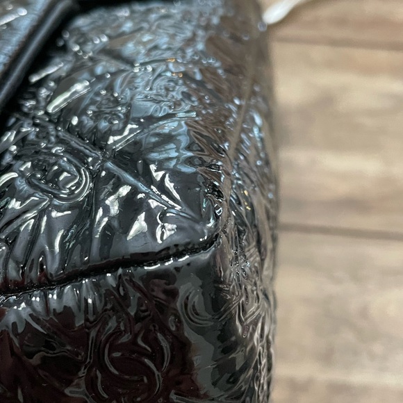 CHANEL Lucky Symbols Flap Bag - Picture 9 of 16